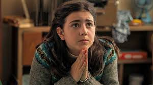 Review Are You There God? It's Me, Margaret (2023): Curhat Sama Tuhan Itu  Gak Gampang