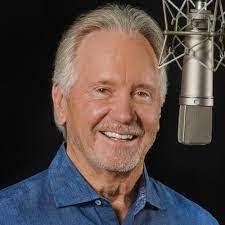 Robert Condry's Instagram, Twitter & Facebook