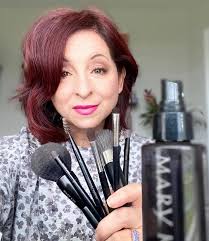 Lisa LaShell Sarullo, Independent Beauty Consultant