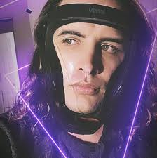 90s movie goths are definitely a vibe.