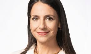 Kate Meeks's Instagram, Twitter & Facebook