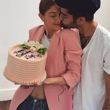 احذري من أعراض السكري للنساء الحوامل يجب عليهن الحذر من أعراض سكري الحمل والتي تشكل خطراً على صحتهن وعلى حياة الجنين، ما هي أسباب الإصابة بسكري الحمل؟ Ø¬ÙŠØ¬ÙŠ Ø­Ø¯ÙŠØ¯ Ø­Ø§Ù…Ù„ ÙÙŠ Ø¢Ø®Ø± Ø§Ù„Ø´Ù‡Ø± Ø§Ù„Ø®Ø§Ù…Ø³ Ù…Ù† Ø²ÙŠÙ† Ù…Ø§Ù„Ùƒ Ø§Ù„ÙŠÙˆÙ… Ø§Ù„Ø³Ø§Ø¨Ø¹