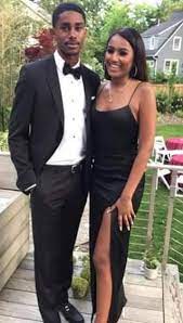 Sasha obama weighs 130 lbs (59 kg). Sasha Obama Height Weight Age Boyfriend Biography Family