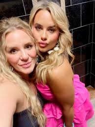 Leigh Taylor Padgett (@leighpadgett) • Instagram photos and videos