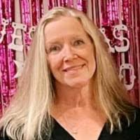 Melissa Greenleaf's Instagram, Twitter & Facebook