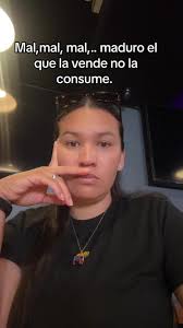 Si la consume no la mezcla.. 🤡 #parecechiste #cosasquesolopasanenvenezuela  #madurodictador #maduro #venezuela #funny #humor