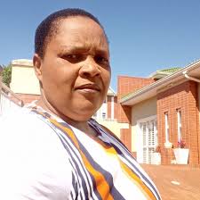 Jiti family Sunday sermon. It is better to be your true authentic self and  accept yourself with all your flaws otherwise unopfekedzwa blouse uchinzi  ndiyo fashion. Naiwayo ndinoti arumbidzwe musiki.