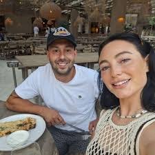 Gali Kroup's Instagram, Twitter & Facebook