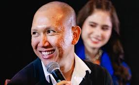 Film 'Agak Laen', Saat Arwah Gentayangan Caleg Lariskan Rumah Hantu