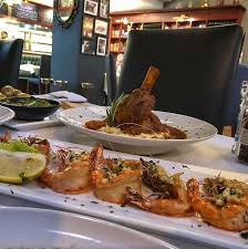 مطعم هوسار في الخبر