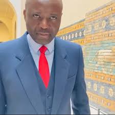 LES RAISONS DU TERRORISME DE LA FRANCE EN AFRIQUE ET LE SOUTIEN DES TYRANS  DICTATEURS OLIGARQUES FRANÇAFRICAINS AU POUVOIR