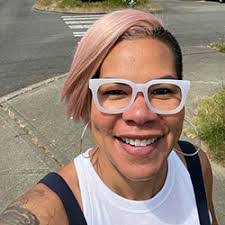 Heather Lechner's Instagram, Twitter & Facebook