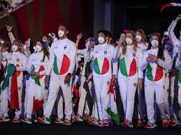 Le finali di nuoto, l'italvolley femminile, il greco tsitsipas nel tennis e l'azzurra giorgi: Gtvqet 6e4zowm