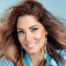 Sabrosa Ensalada Navideña de Manzana a Punto de Caramelo en UniVista TV.