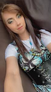 Witchy looks I did, thought it'd fit the group! 🔮🧿