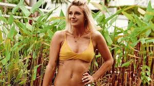 Bachelor in paradise is the show that airs when the bachelor and the bachelorette are in now in its third season, bachelor in paradise gathers 16 beautiful singles who have appeared on. Bachelor In Paradise 2019 Janina Celina Sorgt Fur Doppelten Arger