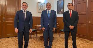 En su más inmediata intervención, fue él quien le sugirió descarrilar la asignación del tramo 5 del tren maya. Fzwdwsltfaldlm