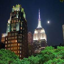 Pin By Eduard Palkin On New York City Empire State Building Nyc At Night New York Washington