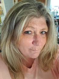 Barbara Cousin's Instagram, Twitter & Facebook