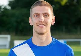 Matt Davis signs first team forms and ALL the Hellenic League transfers  30/11/2017 to 7/12/2017