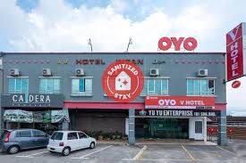 05 621 2415 kecemasan & trauma : Oyo 90050 V Hotel Teluk Intan Harga Terkini 2021