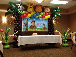 Jungle Theme Balloons Balloon Flowers On Floor Jungle Birthday Party Safari Theme Party Safari Birthday Party
