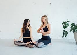 Try these easy partner yoga poses to feel great, bond and deepen your intimacy. 6 Partner Yoga Moves Anyone Can Do Om The City