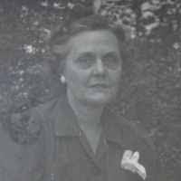 Elise Gruber's Instagram, Twitter & Facebook