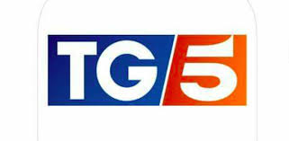 The resolution of this file is 800x800px and its file size is: Il Tg5 E Canale 5 Cambia Logo Foto