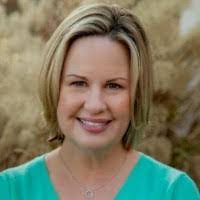 Eileen Hoban's Instagram, Twitter & Facebook