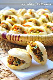 Cuisinons En Couleurs Batbouts Farcis A La Viande Hachee Et Aux Poivrons Recettes De Cuisine Cuisine Marocaine Cuisine