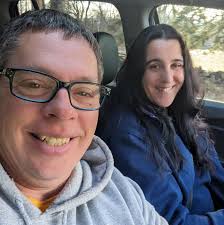 What weight and tip size cue do pros use?