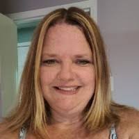 Jennifer Remillard's Instagram, Twitter & Facebook