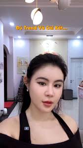 2 chị em lâu lắm rồi mới gặp lại nhau 😉😂😝 lol Mimi Phuong Huynh  #thankyouforyoursupport