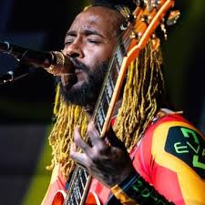 Explore Old Québec's Parliament Hill Area