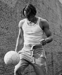 1.83 m (6 ft 0 in) playing position(s): Yann Sommer Bio 2021 Update Early Life Clubs Stats Net Worth