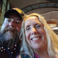 BREAKING*** A large police presence at a home in the vicinity of Smitty's  Barbecue in Richmond currently. The road is closed to through traffic .  WBONTV￼ is working to learn more .