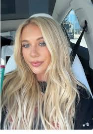 Marlo Hodges's Instagram, Twitter & Facebook