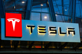 If the theories about bitcoin as an uncorrelated asset were true, we should have seen shareholders fleeing with their money to bitcoin and. Why Tesla Flipping Bitcoin Market Cap Is Not Happening Anytime Soon