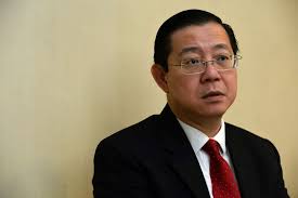 Berita yang mengejutakan seluruh rakyat malaysia khasnya warga sarawak apabila laporan rasmi mengatakan datuk patinggi tan sri datu amar hj adenan bin hj satem meninggal dunia di sarawak general hospital heart center akibat kompilasi serangan jantung.pemergianya pada tarikh 11 januari 2017 akan menjadi luka yang menyakitkan di hati. Why Was Adenan Satem Sarawak S Most Loved Cm Watch This Throwback Video