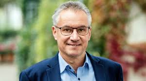 Landrat Frank John tritt Amt im Saarpfalz-Kreis an