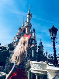 In early designs of disneyland, tomorrowland was referred to as the world of tomorrow, with early plans. Praktische Tipps Disneyland Paris