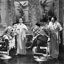 Il grande vantaggio che offrivano rispetto ai rolli era la capienza, vantaggio che sorgeva dal fatto che la facciata esterna del rotolo era lasciata in bianco, vuota. Il Grande Dittatore 1940 Film Movieplayer It