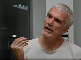 La dicha de la palabra dicha, un espectáculo de cuentos de Nicolás  Buenaventura Vidal en el TEC