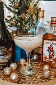 Made with homemade infused vodka, this cocktail screams holidays! Salted Caramel Brownie Christmas Cocktail Recipe Beffshuff