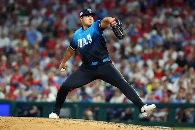 Brad Keller has torn UCL, done for 2026 - Yahoo Sports