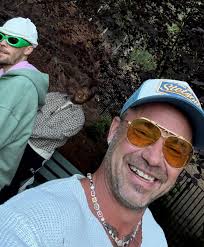 Support for Justin and Hailey Bieber