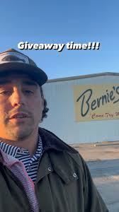 Bernie's Chicken (@berniesfriedchicken) • Instagram photos and videos