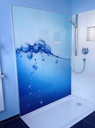 Massgefertigte Led Glasduschruckwand Badezimmer Von Rw Lifestyle Hellglasmanufaktur Unusual Bathrooms Glass Shower Fancy Bathroom