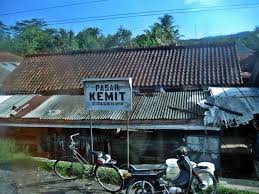 Tentang kami publikasi karir lelang keterbukaan informasi publik heritage csr hubungan investor gcg. Places Di Kebumen Indonesia